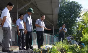 Nhiều điểm sạt lở nghiêm trọng trên sông Ô Môn