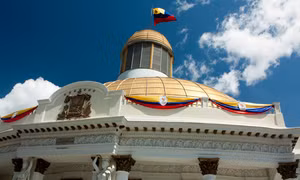 Phát hiện thiết bị nghi chứa chất nổ trong trụ sở Quốc hội Venezuela