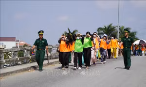 Tiếp nhận 226 công dân Việt Nam do lực lượng chức năng Campuchia trao trả