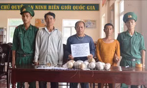 Bắt giữ 4 đối tượng sử dụng vật liệu nổ khai thác tận diệt thủy hải sản