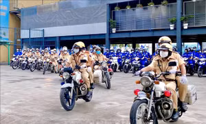 Tuổi trẻ TP Hồ Chí Minh tham gia đảm bảo trật tự giao thông