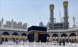 Saudi Arabia: Người 'miễn dịch' với COVID-19 được hành hương đến Mecca