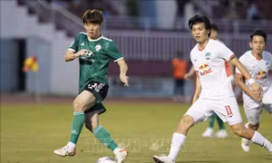 Hoàng Anh Gia Lai thua Jeonbuk Hyundai Motors ở phút bù giờ