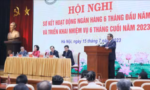 Thủ tướng: Tập trung tín dụng cho sản xuất kinh doanh, thúc đẩy tăng trưởng