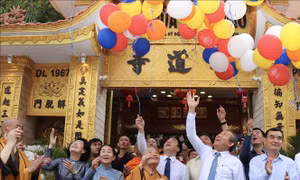 Phó Thủ tướng Trương Hoà Bình chúc mừng Đại lễ Phật đản tại TP Hồ Chí Minh