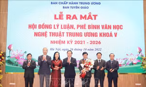 Ra mắt Hội đồng Lý luận, phê bình văn học nghệ thuật Trung ương nhiệm kỳ 2021 - 2026