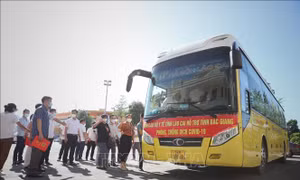 Đoàn y, bác sĩ tỉnh Lào Cai hoàn thành nhiệm vụ trở về