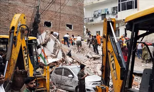 Gia tăng số người thiệt mạng trong vụ sập tòa nhà tại New Delhi