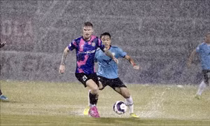 V.League 2022: Sài Gòn FC giành 3 điểm trong trận 'thủy chiến' trước Hồng Lĩnh Hà Tĩnh