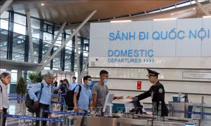 Thí điểm xác thực sinh trắc học với hành khách ở sân bay Phú Bài