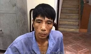 Điều trị chống phơi nhiễm cho 3 chiến sĩ công an dính máu của đối tượng nhiễm HIV
