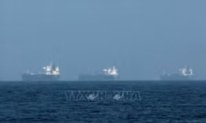 Cựu quan chức Iran: Khôi phục giao thông tại Eo biển Hormuz có thể mất 2-3 năm