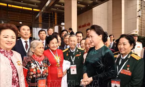 Chủ tịch Quốc hội gặp mặt đại biểu dự Đại hội Thi đua yêu nước toàn quốc