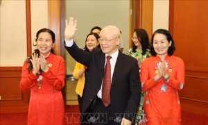 Tổng Bí thư gặp mặt đại biểu dự Đại hội Hội Chữ thập đỏ Việt Nam lần thứ XI