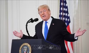 Tổng thống D.Trump kêu gọi châu Âu chia sẻ chi phí quân sự với Mỹ