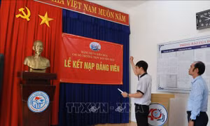 Xây dựng môi trường lý tưởng để phát triển Đảng trong trường học