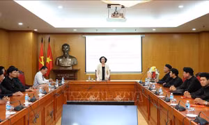 Trưởng ban Dân vận Trung ương tiếp Đoàn đại biểu chức sắc, tín đồ tiêu biểu