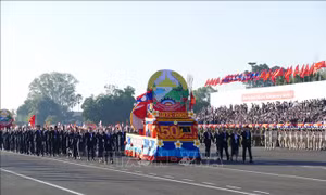 Cộng hòa dân chủ nhân dân Lào kỷ niệm 50 năm Quốc khánh 