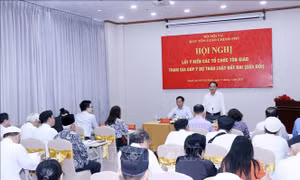 Lấy ý kiến các tổ chức tôn giáo đối với đất liên quan đến tín ngưỡng, tôn giáo