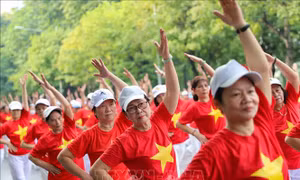 Hà Nội: Trên 2.000 người đồng diễn chào mừng ngày Quốc tế người cao tuổi