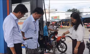 Siết chặt công tác kiểm định sau hơn 10 ngày đưa xăng E10 vào lưu thông