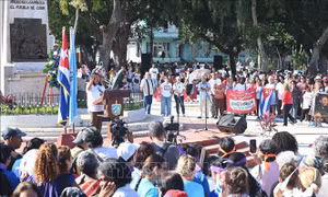 Phụ nữ Cuba thể hiện niềm tin tất thắng đối với sự nghiệp cách mạng