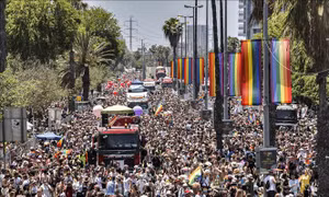 Khoảng 170.000 người tham gia diễu hành LGBTQ Tel Aviv 2022