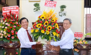 Vĩnh Long: Chúc mừng Lễ Phục sinh năm 2023