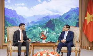 Thủ tướng Phạm Minh Chính tiếp Quốc vụ khanh phụ trách ngoại thương của UAE