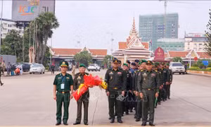 Sĩ quan trẻ Việt Nam - Campuchia thắt chặt tình đoàn kết 