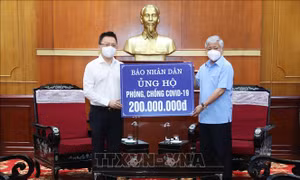 Góp sức để đẩy lùi đại dịch COVID-19