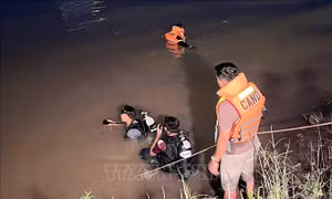 An Giang: Tìm thấy thi thể học sinh bị đuối nước trên rạch Long Xuyên