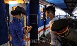 Từ ngày 17/6, ngành đường sắt chạy lại đôi tàu khách SE3/SE4 Hà Nội - TP Hồ Chí Minh