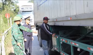 Chống buôn lậu trên tuyến biên giới Lạng Sơn