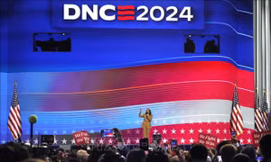 Bà Kamala Harris chấp nhận đề cử của đảng Dân chủ, nhấn mạnh thông điệp đoàn kết