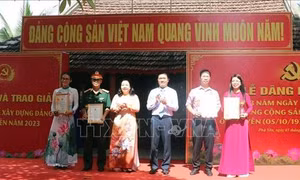 Phú Yên: Kỷ niệm 93 năm ngày thành lập Chi bộ Đảng đầu tiên và trao Giải Búa liềm vàng