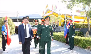 Truy điệu, an táng hài cốt liệt sỹ quân tình nguyện và chuyên gia Việt Nam hy sinh tại Lào