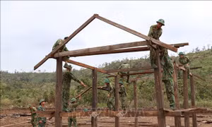 Di dời làng trên núi Cheng Leng về hòa nhập cộng đồng