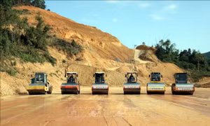 Dồn sức thi công, sớm thông tuyến cao tốc cửa khẩu Hữu Nghị - Chi Lăng
