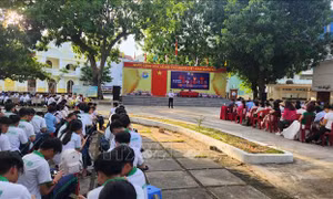 Phát động Chiến dịch 'Không một mình - Cùng nhau an toàn trực tuyến'
