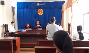Y án sơ thẩm vụ sa thải người lao động tại Công ty Cổ phần cấp nước Bạc Liêu