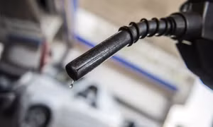 Giá dầu thế giới ghi nhận mức tăng hàng tuần hơn 8%