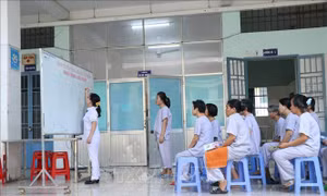 Nặng lòng với bệnh nhân tâm thần