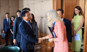 Phó Thủ tướng Nguyễn Văn Thắng đề nghị WTO và WEF tiếp tục hỗ trợ Việt Nam