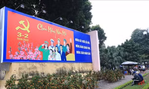 Hà Nội trang hoàng rực rỡ mừng Đảng, mừng Xuân Nhâm Dần