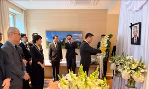 Tưởng nhớ đồng chí Khamtay Siphandone tại New York, Mỹ