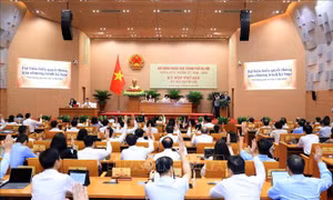 Hà Nội gia hạn 3 tháng hoàn thiện điều kiện khởi công 6 dự án lớn
