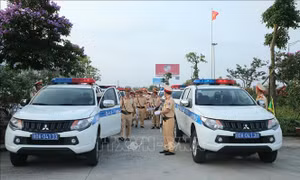 Ra quân tổng kiểm soát phương tiện giao thông đường bộ trên cả nước