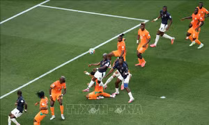 Diallo ghi bàn phút 90 giúp Cote d'Ivoire thắng sát nút Ecuador