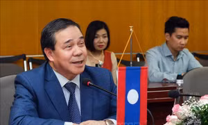 Quan hệ hữu nghị vĩ đại, tình đoàn kết đặc biệt Việt Nam-Lào ngày càng đơm hoa kết trái